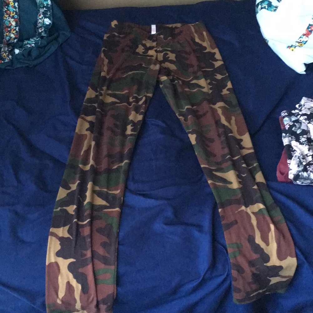 Camo leggings